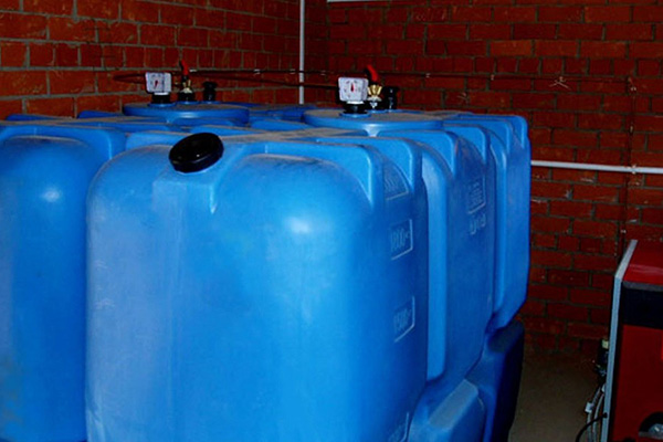 Емкость для хранения дизельного топлива из пластика