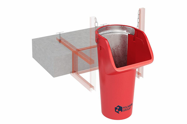 Накопительный пластиковый бак для воды