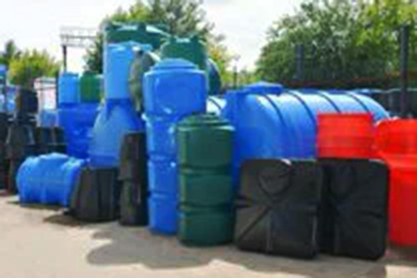 пластиковые емкости для дачи