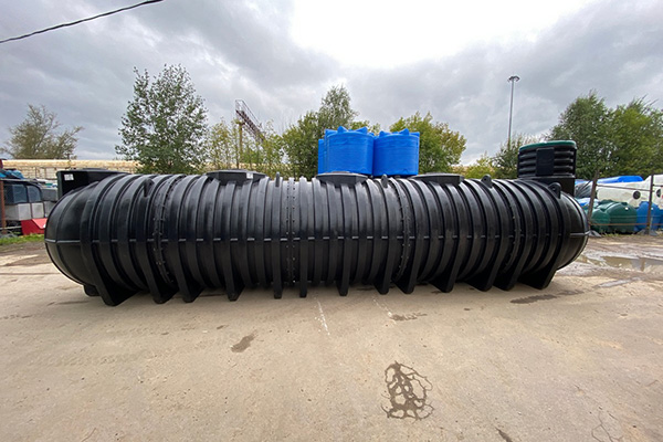 Пластиковые секционные резервуары