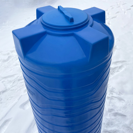 Узкая тонкая емкость N 1000 литров - фото на складе 3